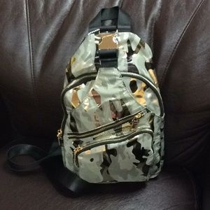 NWT Sol and Selene Back Pam